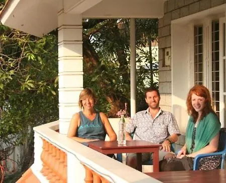Hebron Inn Kochi Exterior photo